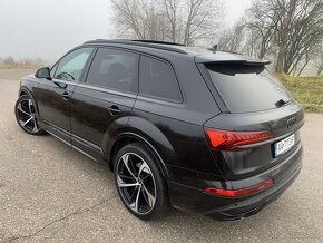 Audi Q7 3.0 tdi, black edition, 7 miest, zaruka - 4