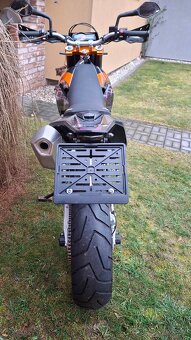 KTM 690 SMC R - 4