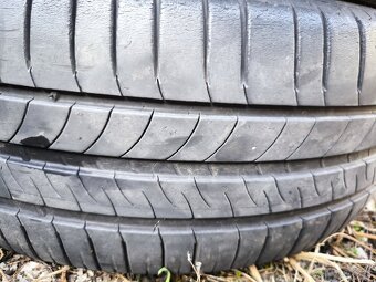 Predám letné pneumatiky Michelin energy saver 205/55 R16 - 4