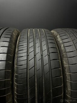 Sada pneu GoodYear 215/60/17 96H - 4