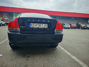 Volvo S60 - 4