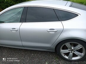 Rozpredám Audi A7 3.0tdi farba: LA7W - 4