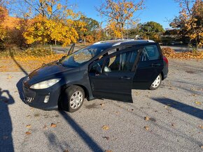 PEUGEOT 308 SW 1.6 Diesel. Modrá farba. - 4