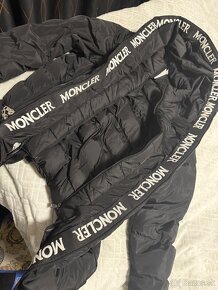 Moncler bunda veľkosť 4 dlhá - 4