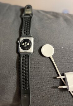 Apple Watch Nike Series 3 42mm - 4