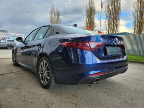 Alfa Romeo Giulia 2.2 Diesel 180 AT Super - 4