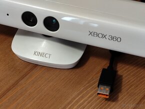 Kinect xbox360 Limited white - 4