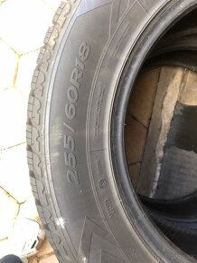 Goodyear 255/60 r18 - 4