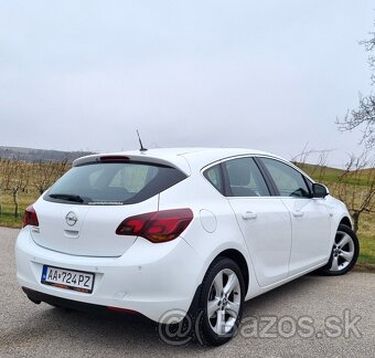 Opel Astra 1.4 16V 74KW/101PS R.V.08/2010 - 4