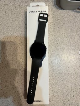 Samsung Galaxy Watch4 44mm čierne + príslušenstvo - 4