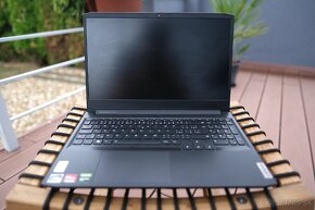 IdeaPad Gaming 3 Ryzen 5 5600H 512gb SSD 15.6" GTX 1650 - 4