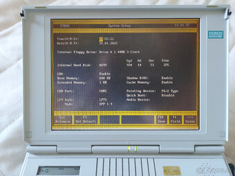 predám hostorický notebook SIEMENS-NIXDORF PCD-4ND DX-486 - 4