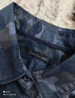 Dámska slim košeľa Calvin Klein Jeans, veľ. XS/S - 4