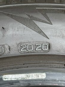 255/45 R18 103V - 4