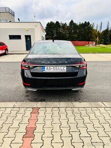 Predám škoda superb 2.0tdi Laurin&Klement - 4