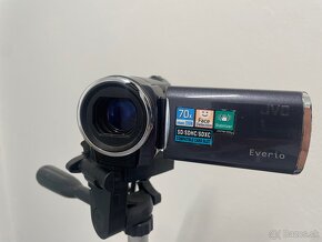 JVC Everio až 70 x ZOOM - 4