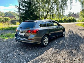 Opel astra j 1.4t st automat - 4