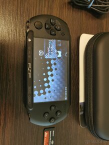 Psp e1004 (street) - 4