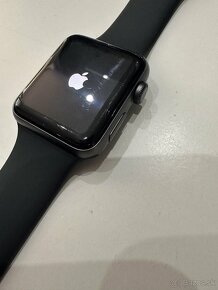 Predám apple watch 3 42mm - 4