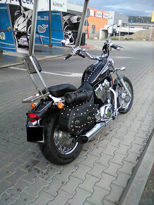 Suzuki Intruder VS 1400 - 4