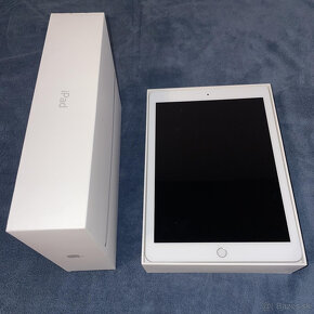 Apple iPad 6 gen 128GB Silver - 4