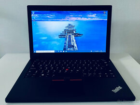 Lenovo ThinkPad X270 - 4