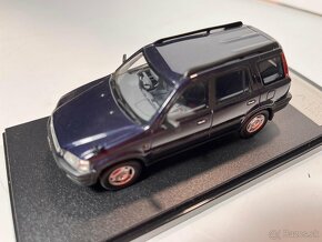 Model 1/43 Honda CR-V - 4