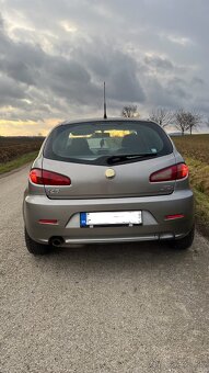 Alfa Romeo 147 1.9 jtdm 88kW - 4