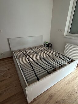 Postel Ikea 160x200 cm s rostami - 4