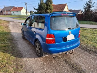 Predám volkswagen Touran - 4