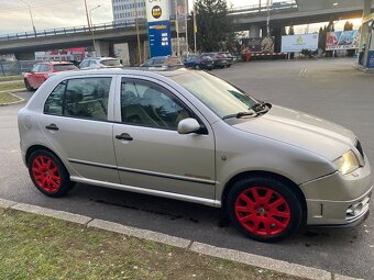 Škoda Fabia RS 1.9 96kw 6q možna výmena - 4