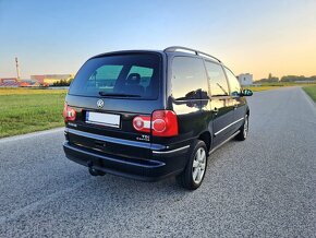 Volkswagen Sharan 1.9TDI 4Motion - 4