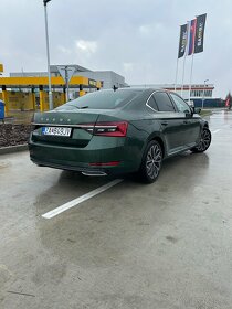 Škoda Superb 2.0 TDI SCR L&K DSG - 4