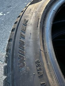 Pirelli Winter 245/45 R18 - 4