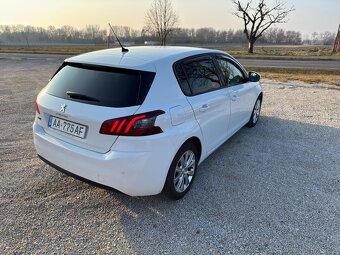 Predam Peugeot 308 - 4