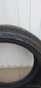 Letné Pneumatiky 235/40r19 - 4