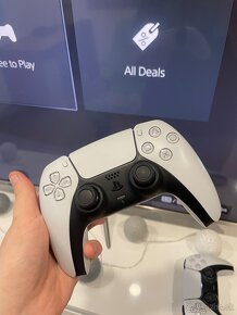 PS5 s mechanikou a príslušenstvom - 4