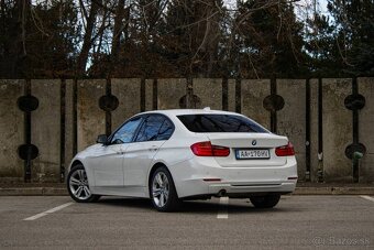 BMW Rad 3 320i A/T Sport Line - 4