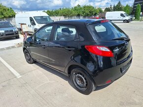 MAZDA 2  BENZÍN 1,3 ROK 2010 KLÍMA - 4