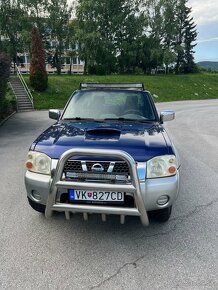 Nissan Navara D22 - 4