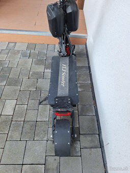 Elektrická kolobežka - FLJ scooter s výkonom 7000W - 4