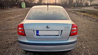 SKODA OCTAVIA 2 TOUR 1.6MPI 2011 - 4