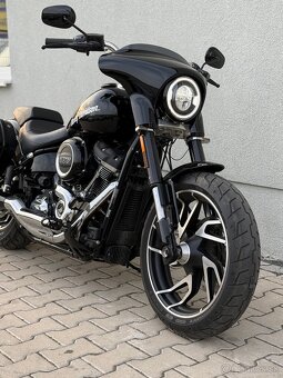 HARLEY DAVIDSON FLSB SPORTGLIDE - 4