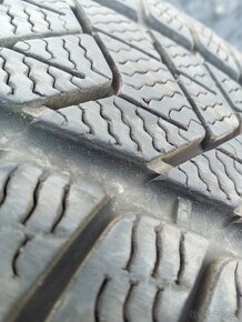 245/45 R 18 100V  zimné Run flat - 4