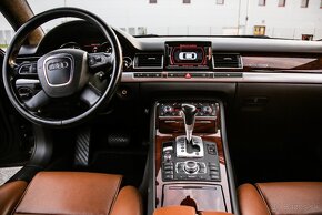 Audi A8 D3 - 4