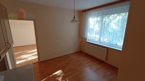 REZERVOVANÉ 1 izbový byt /DOBRÁ INVESTÍCIA/  37m2 Nitra - Kl - 4