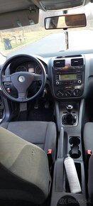 Predám vw golf 1,9tdi 77kw - 4