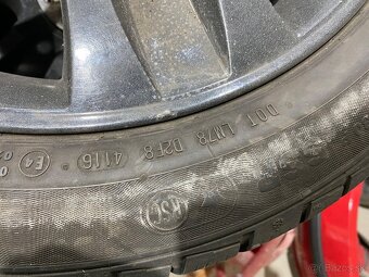 225/50 r18 - 4