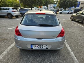 Peugeot 308 - 4