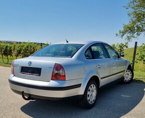 Volkswagen Passat 1.9 TDI 74KW/105PS R.V.09/2004 - 4